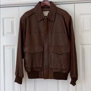 Men’s leather bomber jacket like new condition